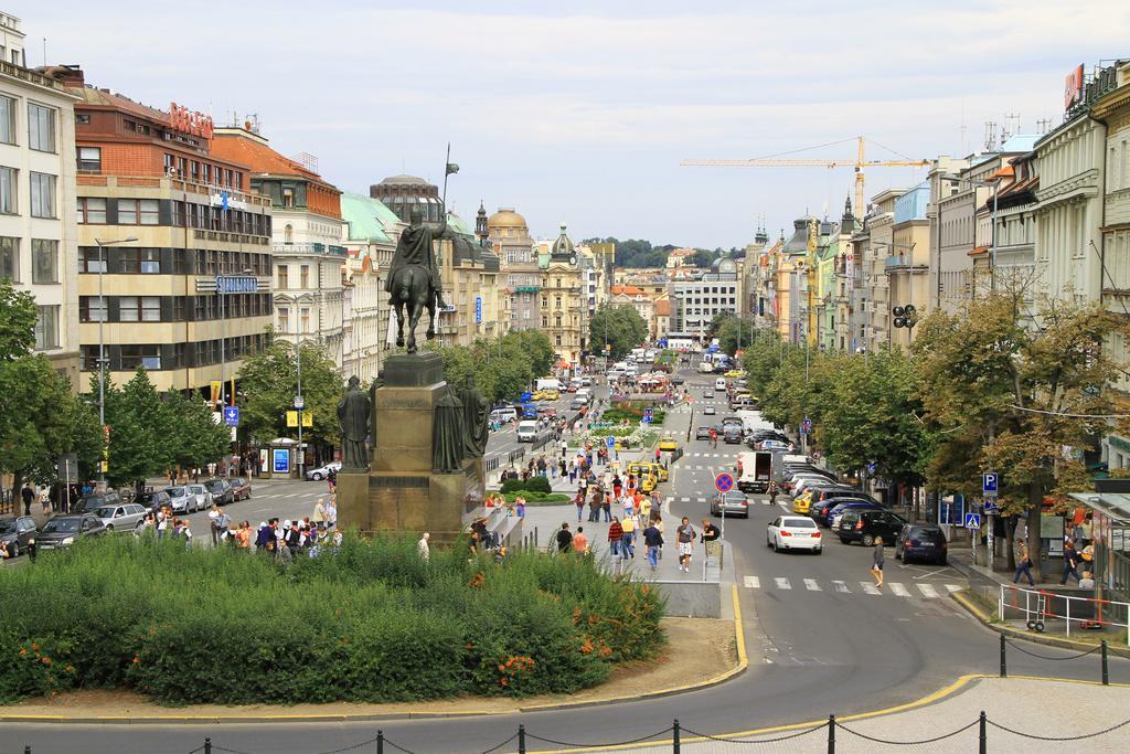Charles Central Apartment Prague Exterior photo