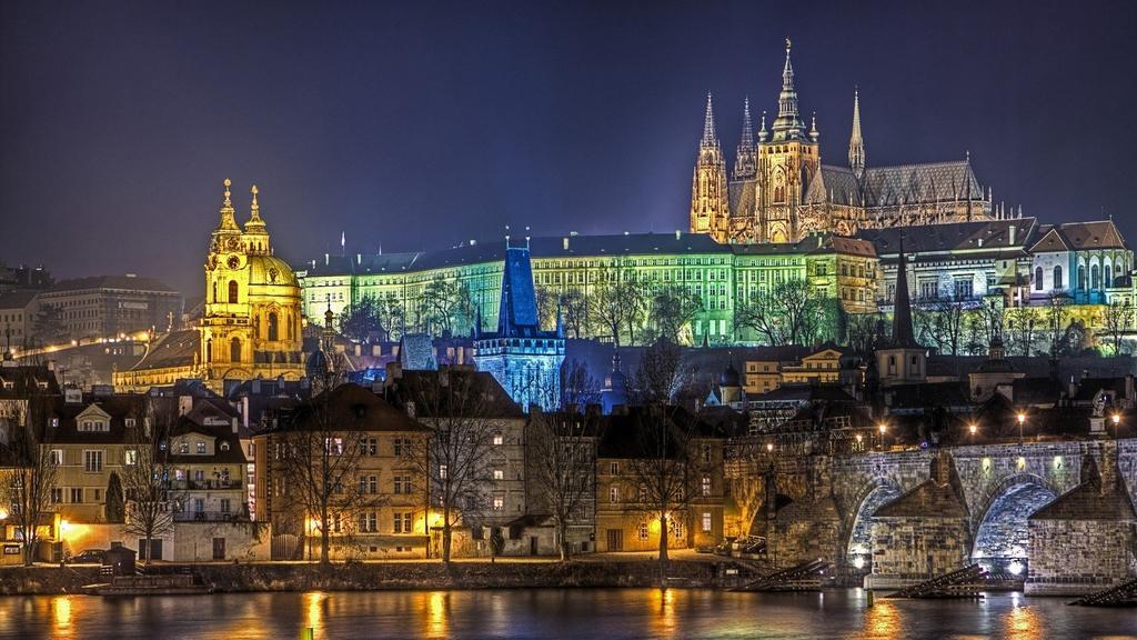Charles Central Apartment Prague Exterior photo
