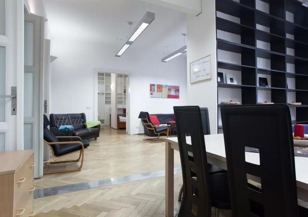 Charles Central Apartment Prague Exterior photo